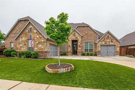 8624 Bridle Path Lane North Richland Hills, TX 76182