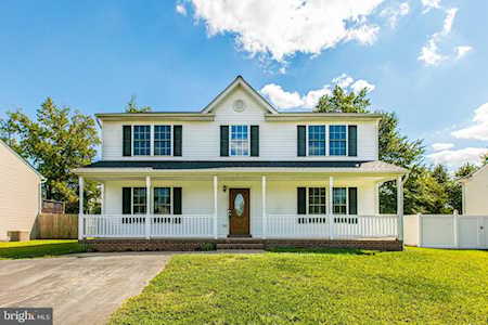 10403 Wisteria Dr Fredericksburg, VA 22408