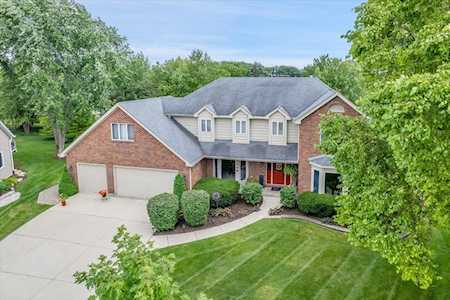 1448 Swansea Ct Naperville, IL 60565