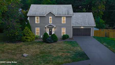 11113 Eagles Cove Dr Louisville, KY 40241