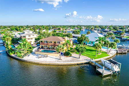 749 Spanish Main Dr Apollo Beach, FL 33572