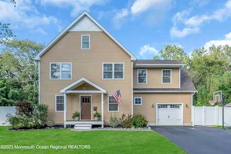 127 Washington Ave Matawan, NJ 07747