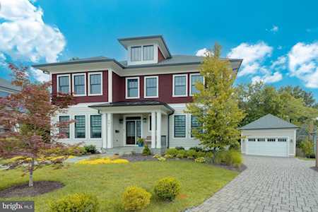 492 N Abingdon St Arlington, VA 22203