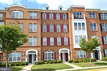23806 Hopewell Manor Terrace Ashburn, VA 20148