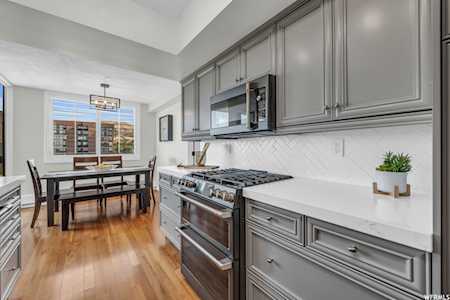 131 E 1st Ave Salt Lake City, UT 84103