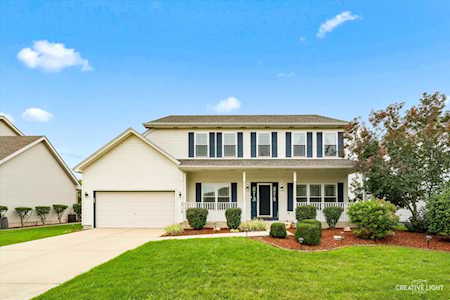 1715 Brighton Ln Plainfield, IL 60586