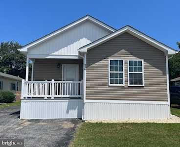 14 Carriage Ln Rehoboth Beach, DE 19971