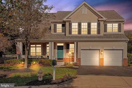 14008 Holcrest Ct Haymarket, VA 20169