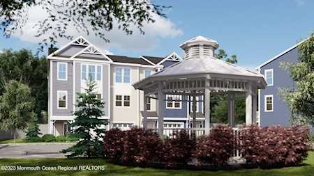 156 W Front St #9 Keyport, NJ 07735