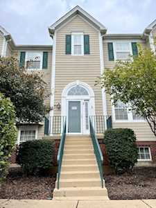 2428 Courtyard Circle #2 Aurora, IL 60506
