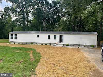 473 E Cherry Dr Magnolia, DE 19962
