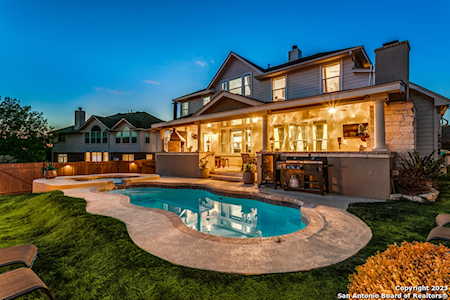 810 Synergy Hill San Antonio, TX 78260