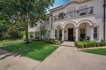 1641 Fountain Pass Drive Colleyville, TX 76034