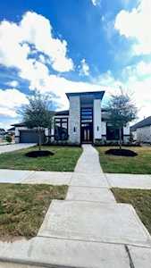 13810 Dorado Pointe Dr Cypress, TX 77433