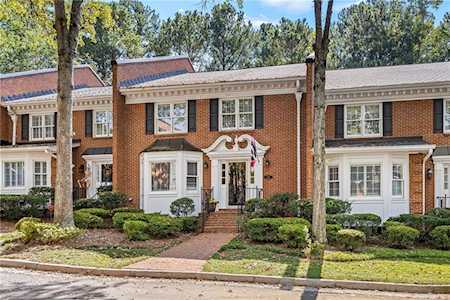5417 Trentham Drive Dunwoody, GA 30338