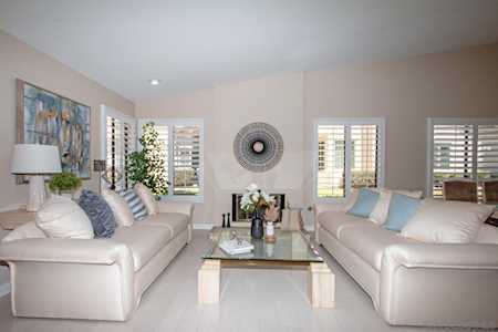 17977 Avenida Alozdra San Diego, CA 92128