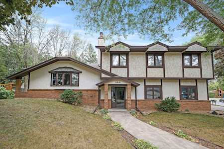 280 Woodridge Drive Vadnais Heights, MN 55127