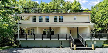 1240 W River Rd Shady Side, MD 20764