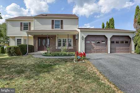 12 Victoria Way Camp Hill, PA 17011