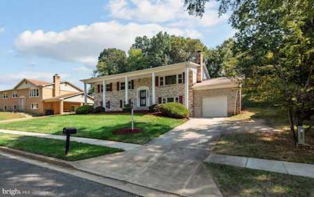 9804 Binyon Ct Fort Washington, MD 20744