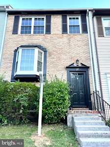 27 Piedmont Ct Halethorpe, MD 21227