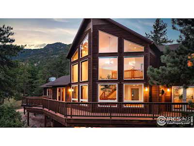 110 Hopi Ct Lyons, CO 80540