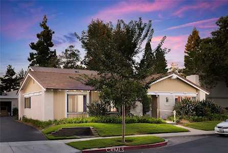 1915 W West Wind St Santa Ana, CA 92704