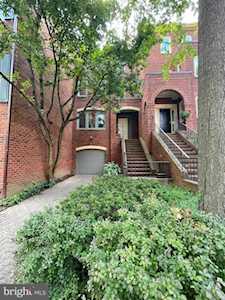 3928 Georgetown Ct NW Washington, DC 20007