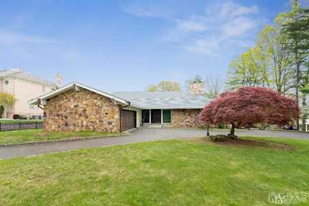 72 Harrow Drive Colonia, NJ 07067