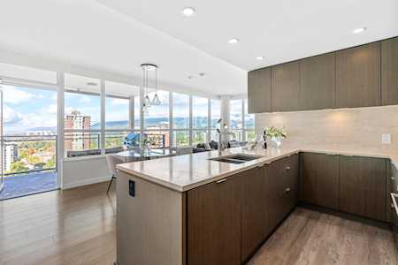 125 E 14th Street #1507 North Vancouver, BC V7L 0E6