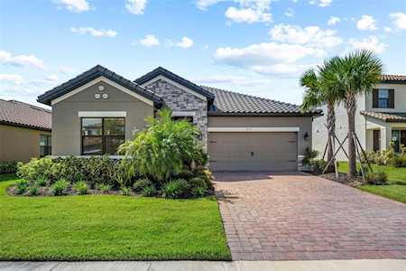 1610 Goblet Cove St Kissimmee, FL 34746