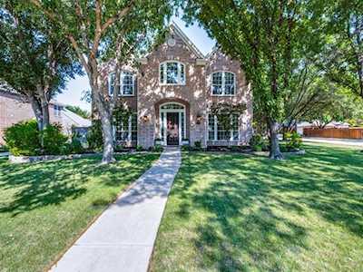 201 Meadowlark Lane Southlake, TX 76092