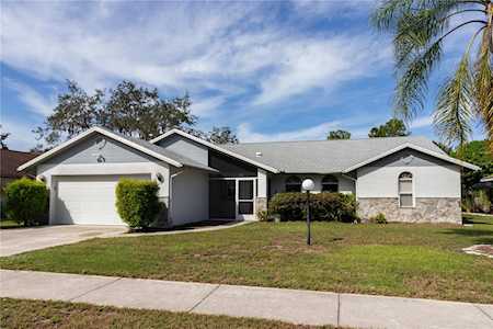 1800 Towering Oak Dr Sarasota, FL 34232