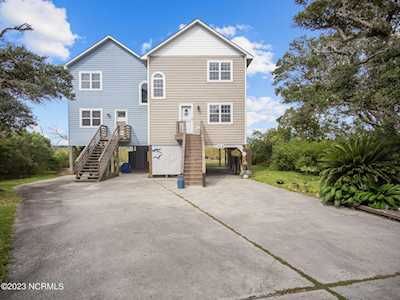 314 Bay Circle North Topsail Beach, NC 28460