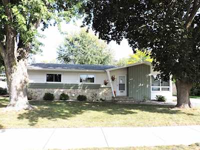 1102 Reichow St Oshkosh, City of Oshkosh, WI 54902