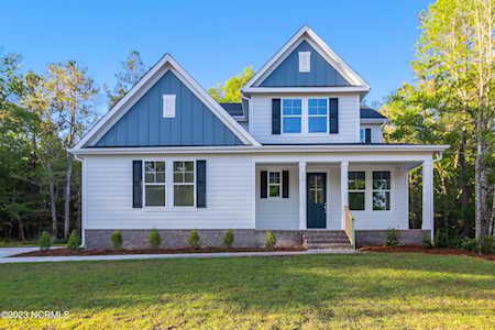 759 Hollybriar Loop Rd SE Bolivia, NC 28422