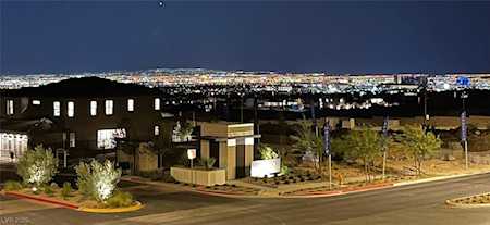 336 Mcloughlin St Las Vegas, NV 89138