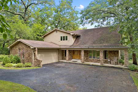6N347 Fair Oaks Dr St. Charles, IL 60175