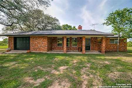 4348 State Highway 97 W Floresville, TX 78114