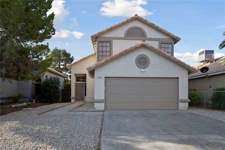 5629 Fairlight Dr Las Vegas, NV 89142