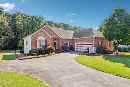 3820 Carriage Downs Court Snellville, GA 30039
