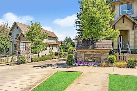 2738 158 Street #117 Surrey, BC V3Z 3K3