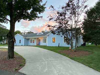 87 Blossom Rd. Braintree, MA 02184