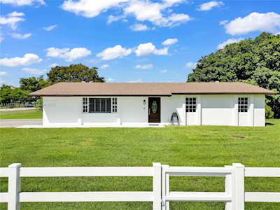 5891 SW 188th Ave Southwest Ranches, FL 33332