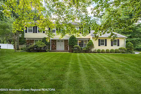 34 Blair Ct Ocean Twp, NJ 07712