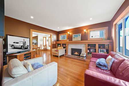 1020 E 12th Avenue Vancouver, BC V5T 2J6