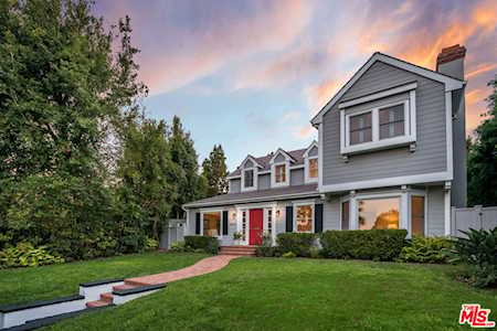 14619 Bestor Blvd Pacific Palisades, CA 90272