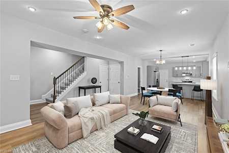 2409 Roanoke Ave Newport News, VA 23607