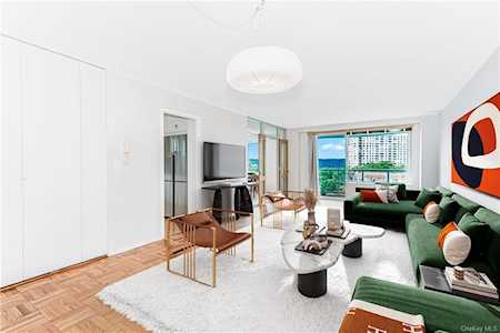 3333 Henry Hudson Parkway #7M Bronx, NY 10463