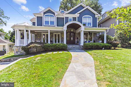 5904 Carlton Ln Bethesda, MD 20816